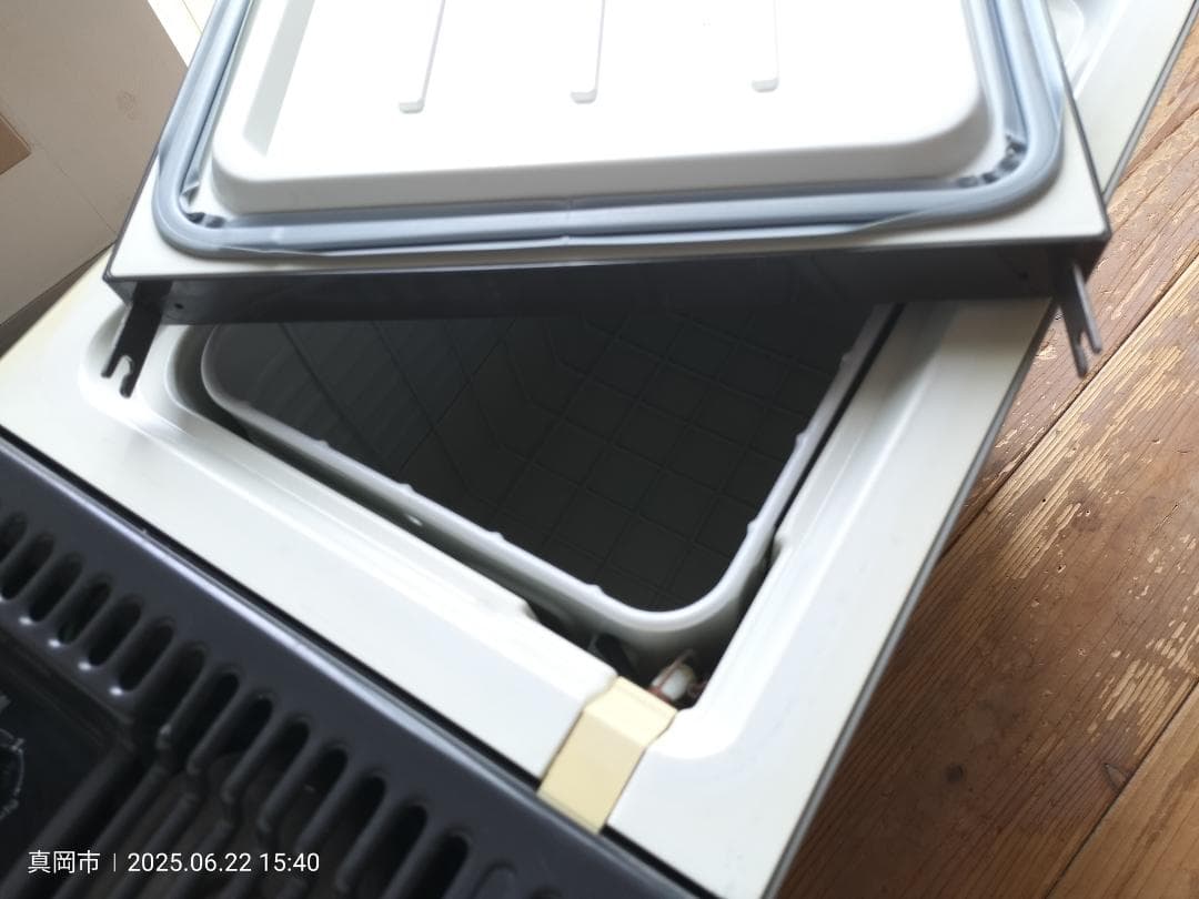 DC/AC対応電気冷蔵庫　車載・アウトドア MT15E-D1 ENGEL