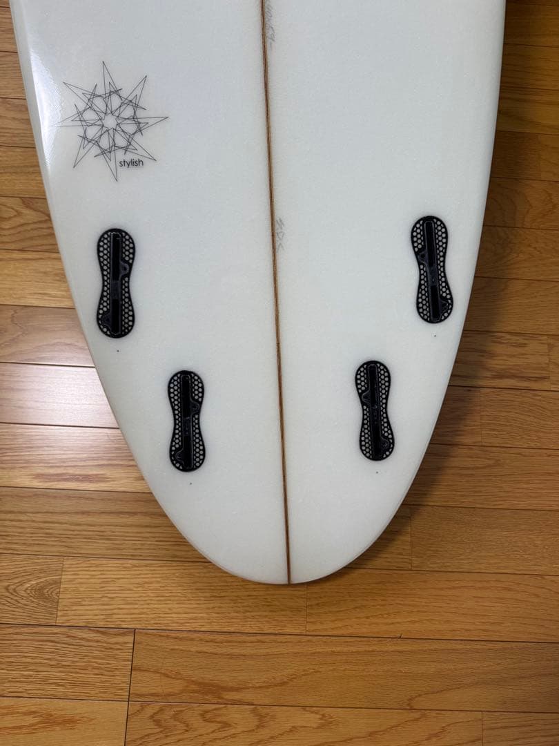 ホワイト ショートボード クワッド