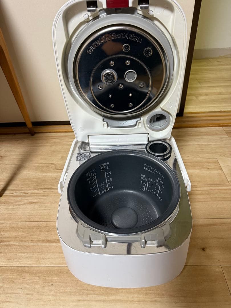 Panasonic 炊飯器 SR-VSX101 2021年製　動作確認済み