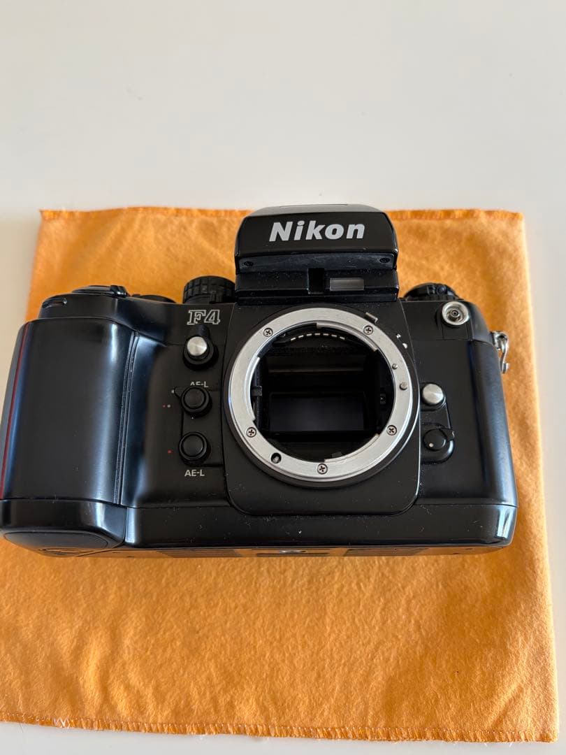 Nikon F4 一眼レフカメラ