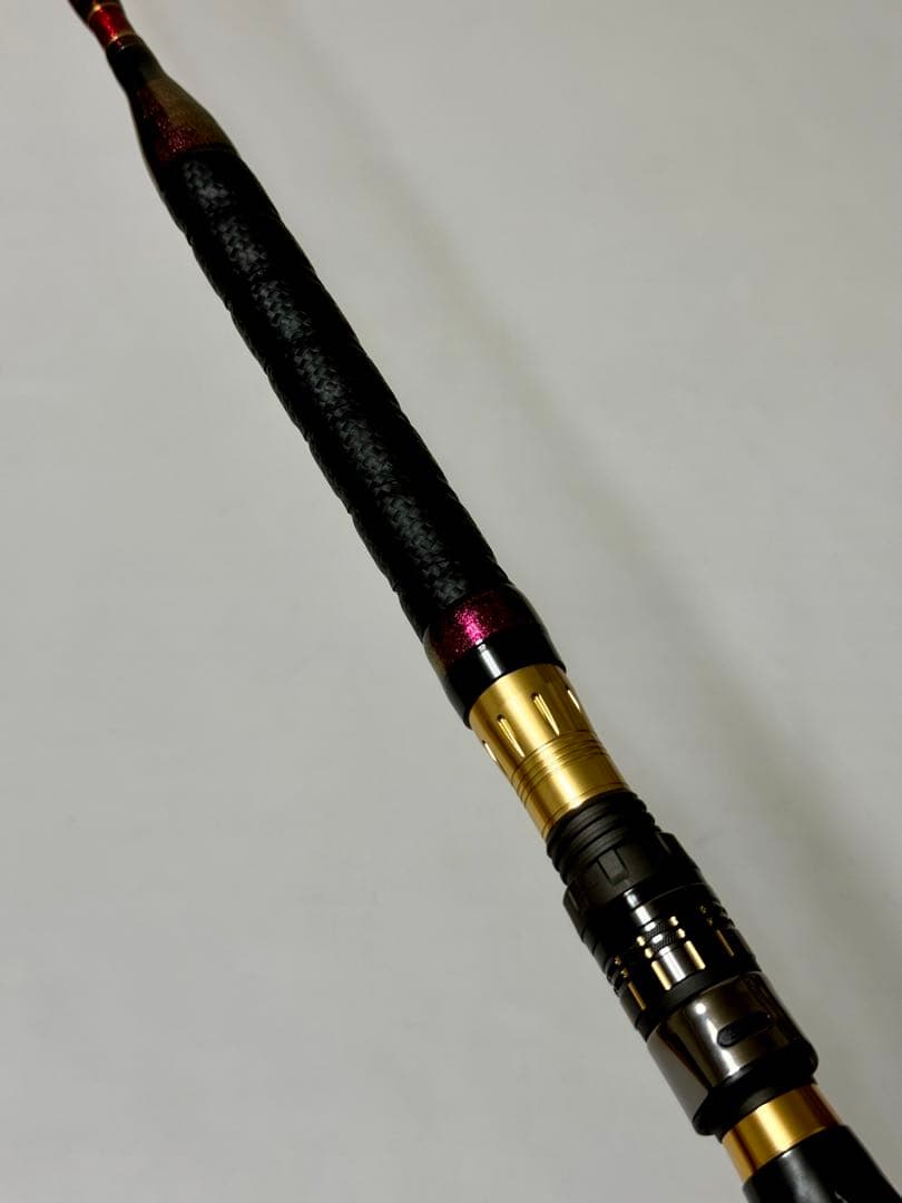 【未使用品】ダイワ バイパースティック M-300・Y