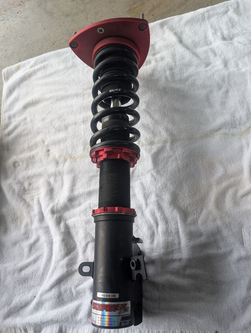 WRX S4 　BLITZ車高調　中古