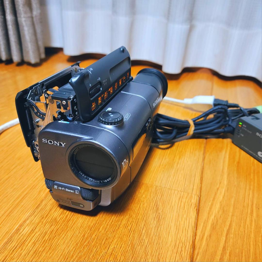 【動作確認済】SONY 高画質 Hi8 ビデオカメラ CCD-TR3 セット