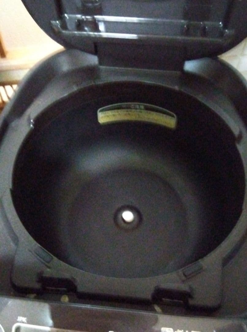 TIGER IH炊飯ジャー デジタル表示 型式 JPK-B型 5.5合炊き