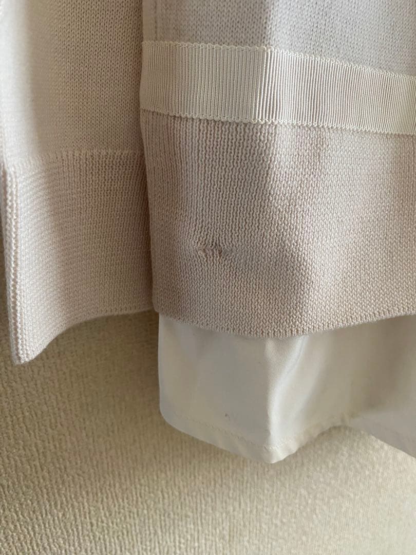 モンクレール　カーディガン