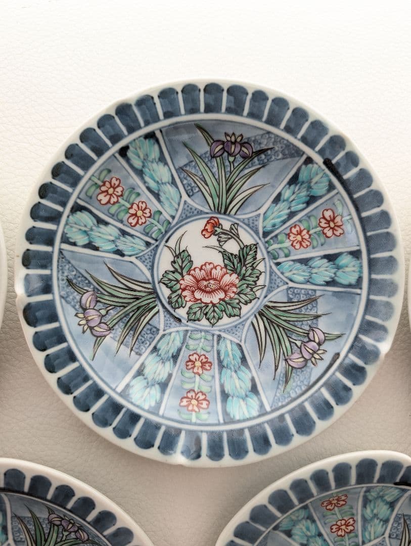 【5客セット】佐藤走破 作 染錦 花文 皿 5.5寸 食器陶器