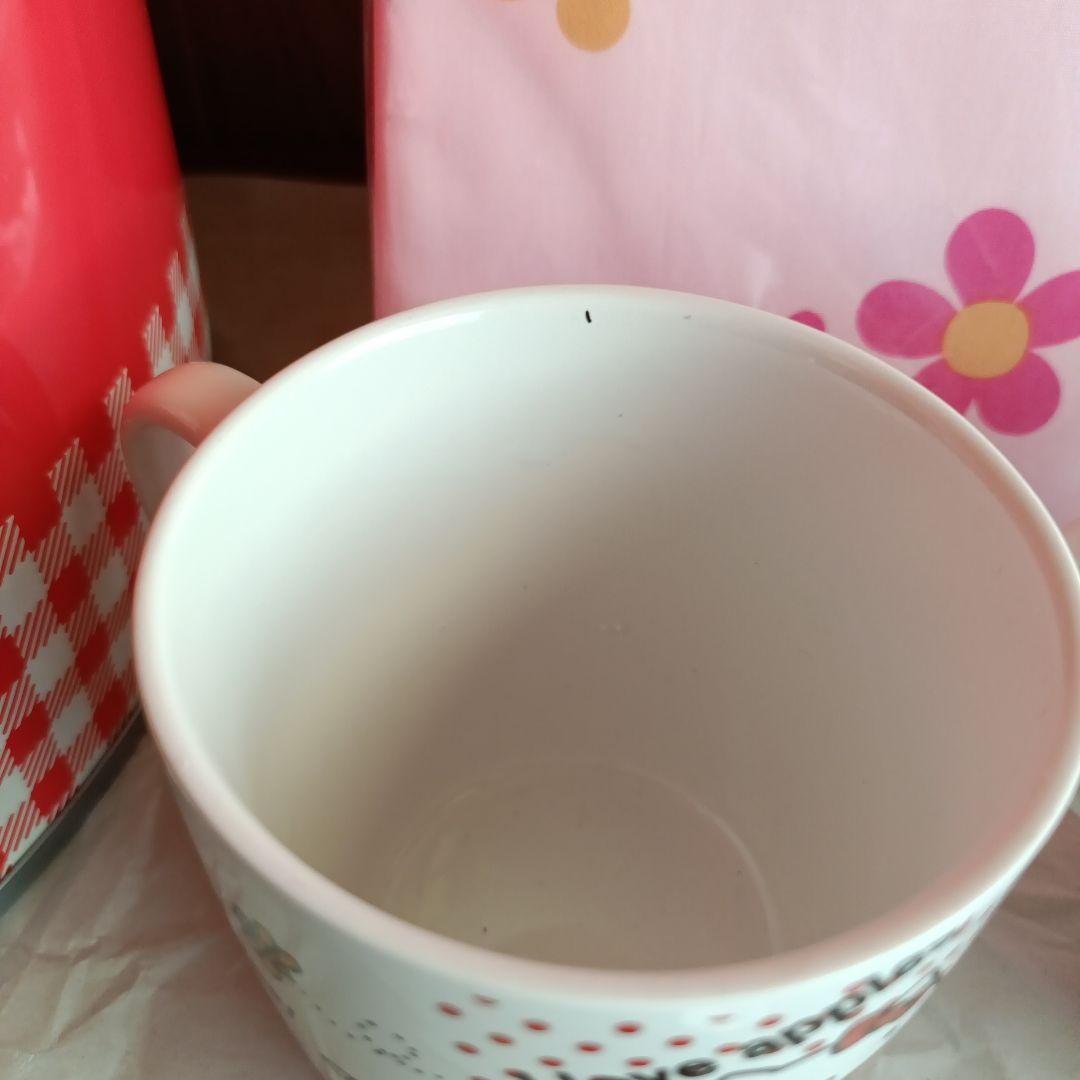 ハローキティ　ビッグバケツ缶　掛け布団カバー　スプーン付きマグカップ　セット