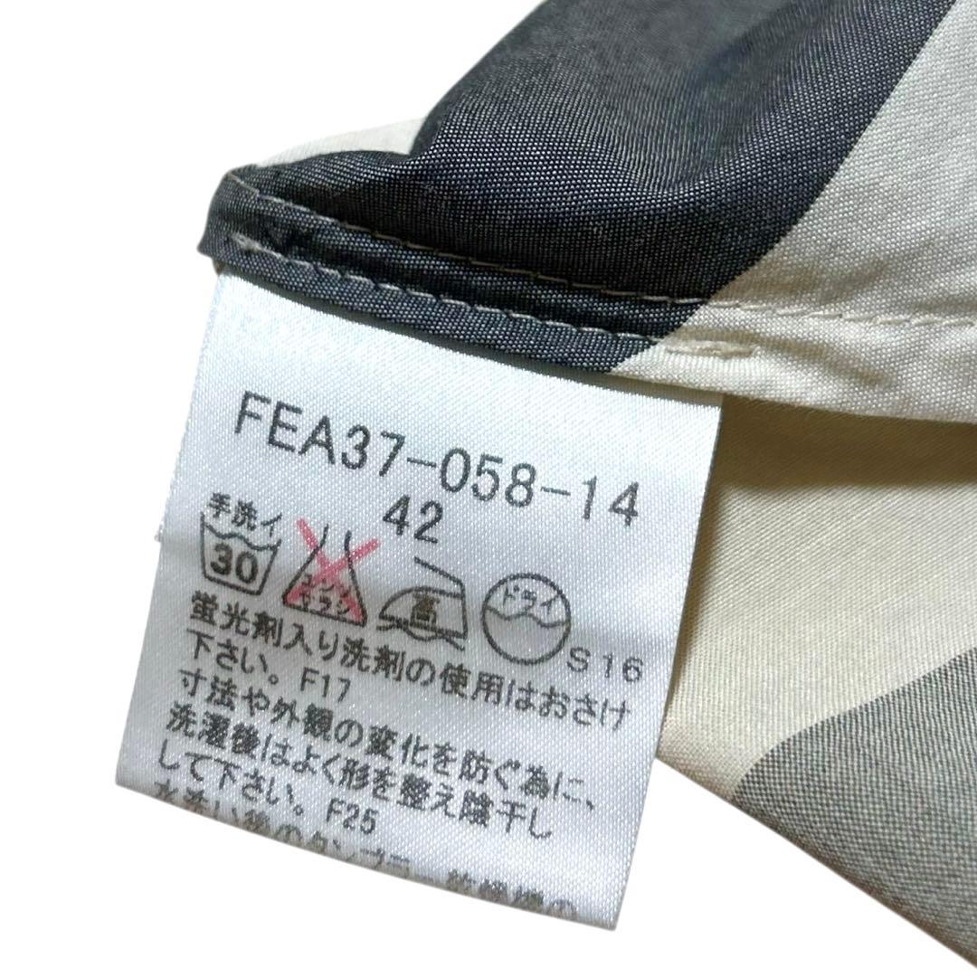 極美品 BURBERRY バーバリー 刺繍ロゴ メガチェック ノバチェックシャ