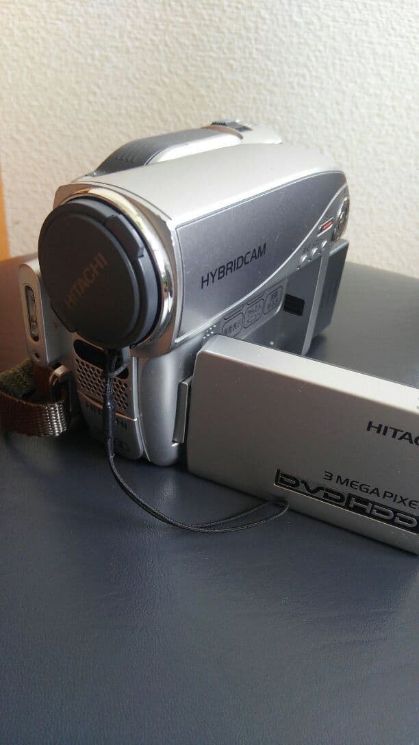 HITACHI ビデオカメラ