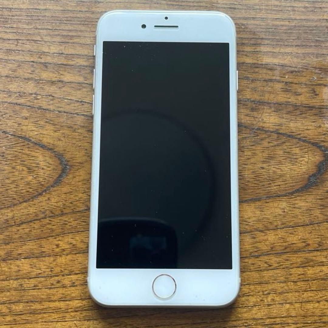 Apple iPhone 8 64GB シルバー　(箱付き)