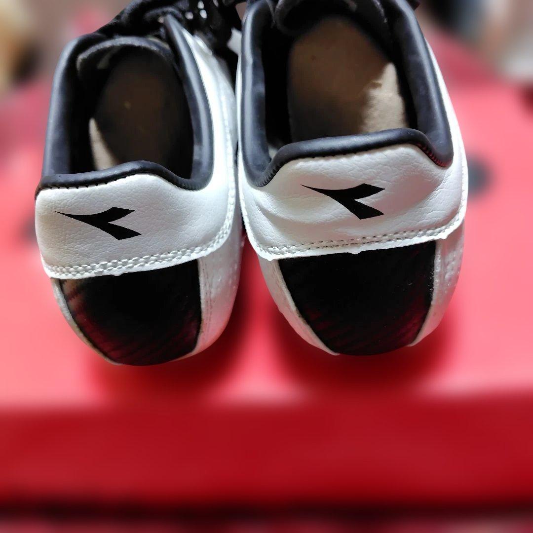 ロベルト．バッジオ.ジュニアサッカースパイク