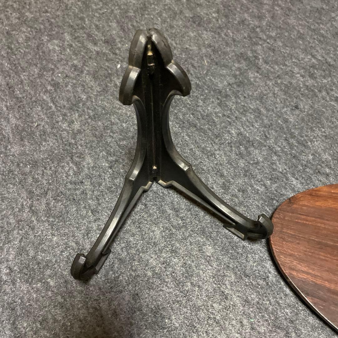 インドネシア　木製象彫刻楕円形プレート　飾り立て付き