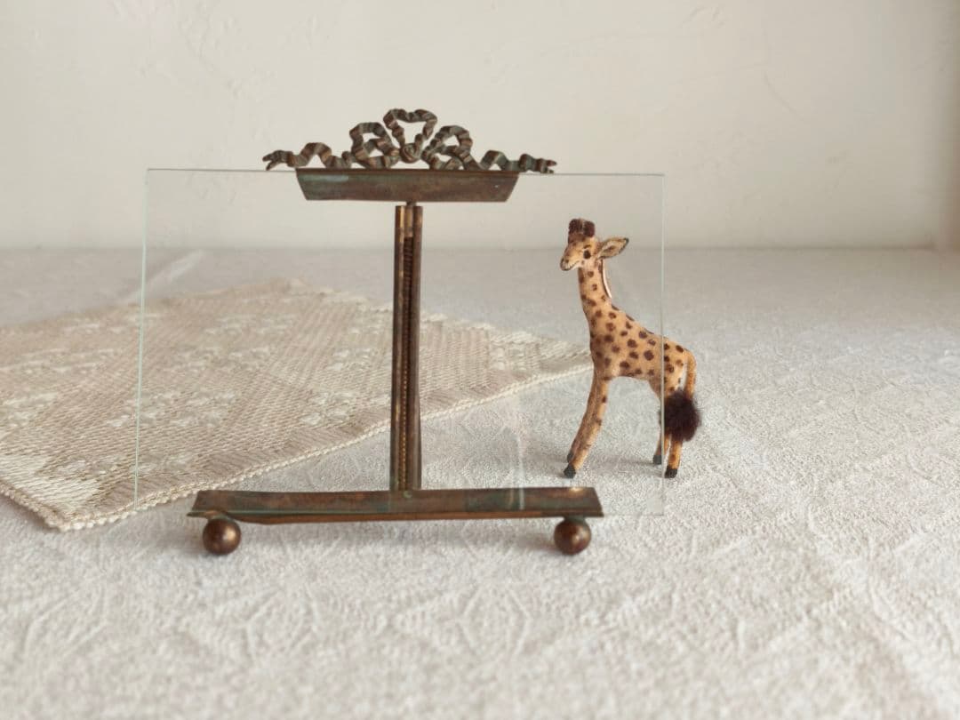 【ペンペン さま】vintage ୨୧ リボン飾り ヴィンテージフレーム