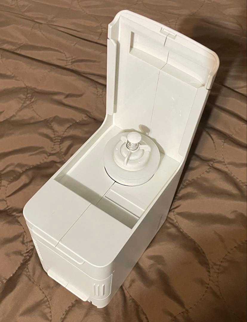 アイリスオーヤマ ハンディリンサークリーナー RNS-B200D-HW