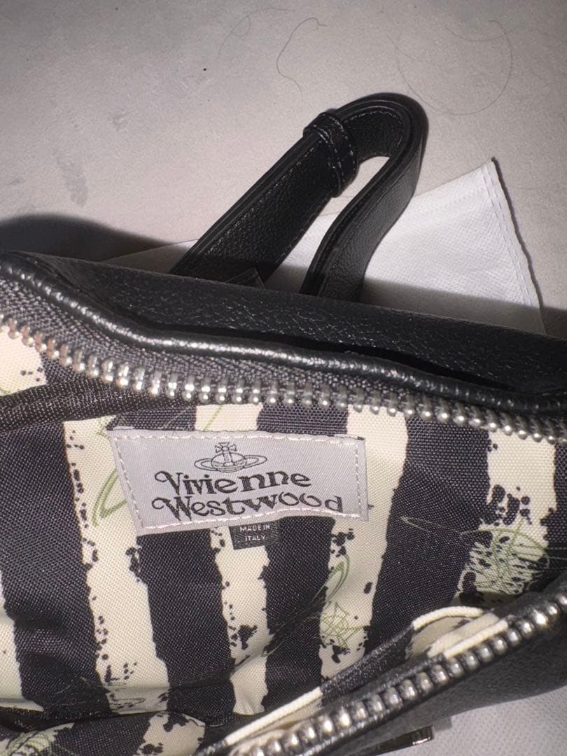 VivienneWestwood ヴィヴィアン ボディバッグ　ウエストポーチ