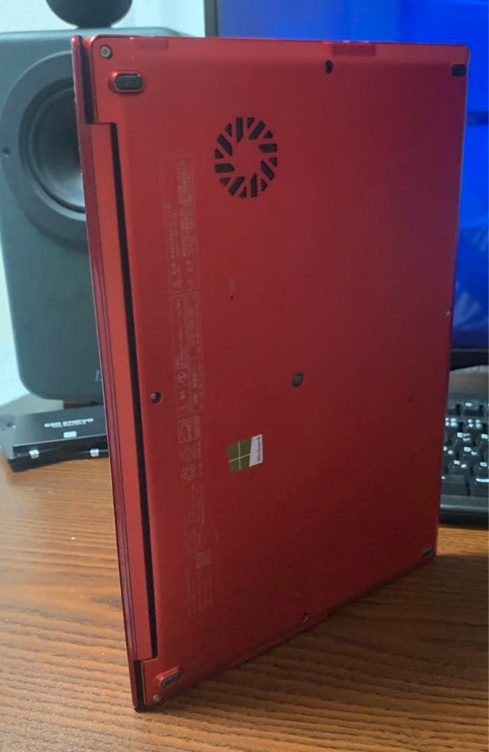 富士通　FMV LIFEBOOK UH90/L Red タッチパネル 訳あり