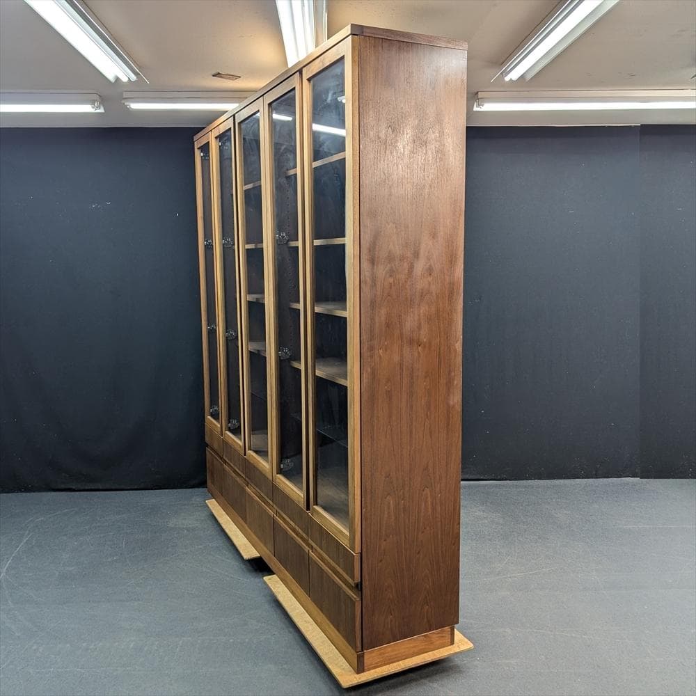 飛騨　シラカワ　ウォルナット　本棚　本箱　ブックシェルフ　キャビネット　飾り棚