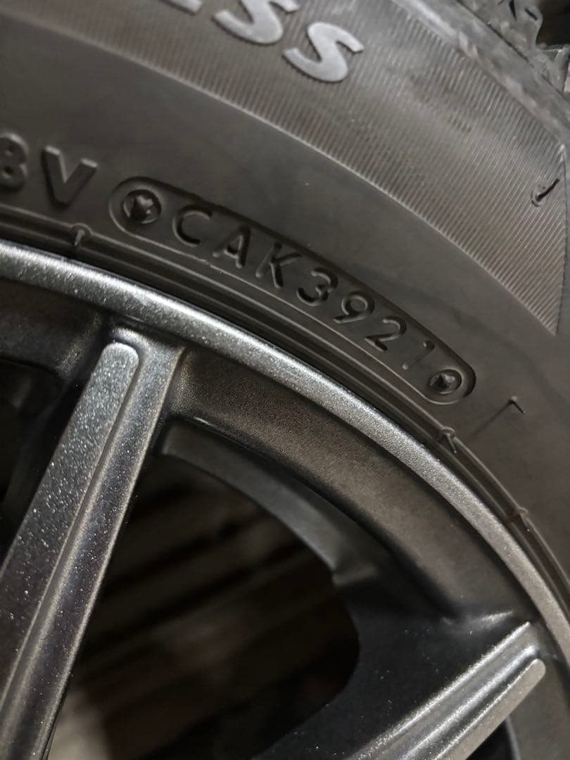 美品　ブリザックVRX 155/65R14 タイヤ・ホイールセット　スタッドレス