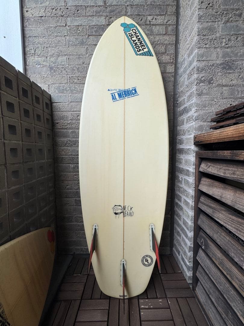 【Black Friday sale】アルメリックネックベアード/ニットケース付