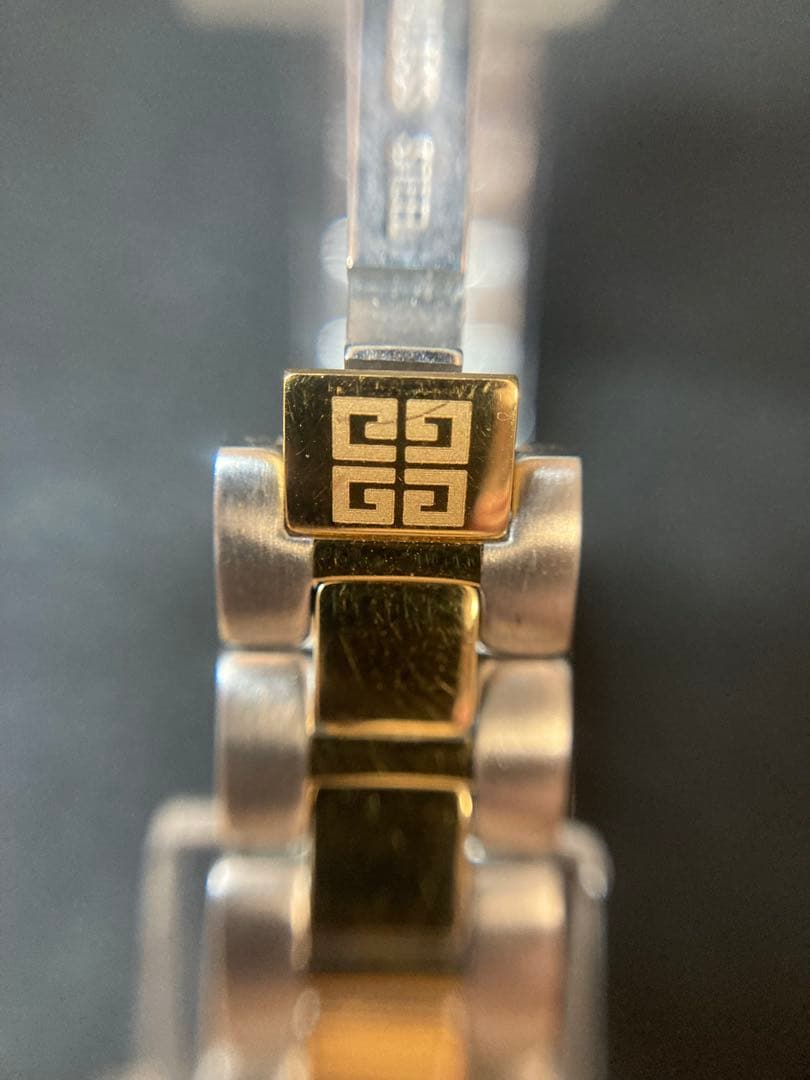 Givenchy レディース 時計 スクエア⭐︎