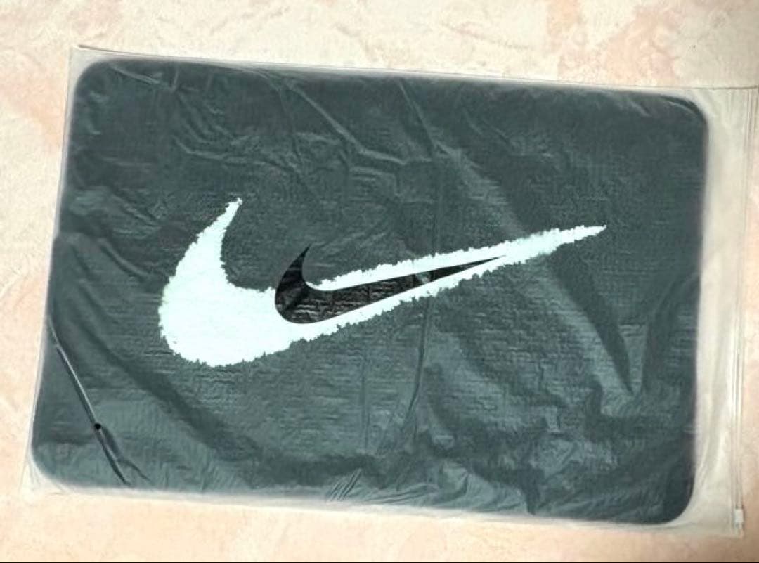 【日本未発売】新品　NIKE ナイキ ラグ マット