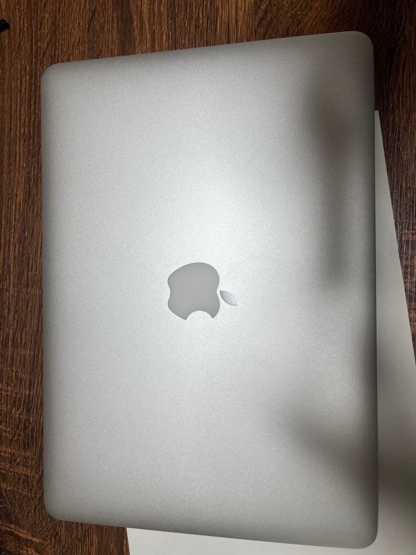 MacBook Air 13インチ Early 2015,バッテリー良好,付属品