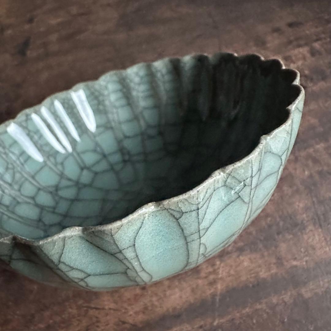 青磁　輪花杯　郊壇官窯　哥窯　唐物　中国美術　中国古玩