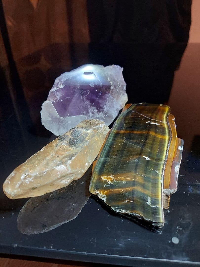 超絶ギラギラシラーが浮かぶ！ 綺麗なミックスタイガーアイ 原石 表面磨き494