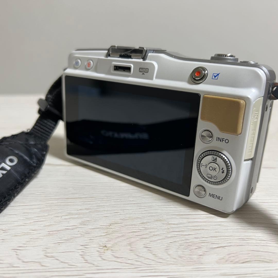 OLYMPUS PEN Mini E-PM2 ミラーレス一眼