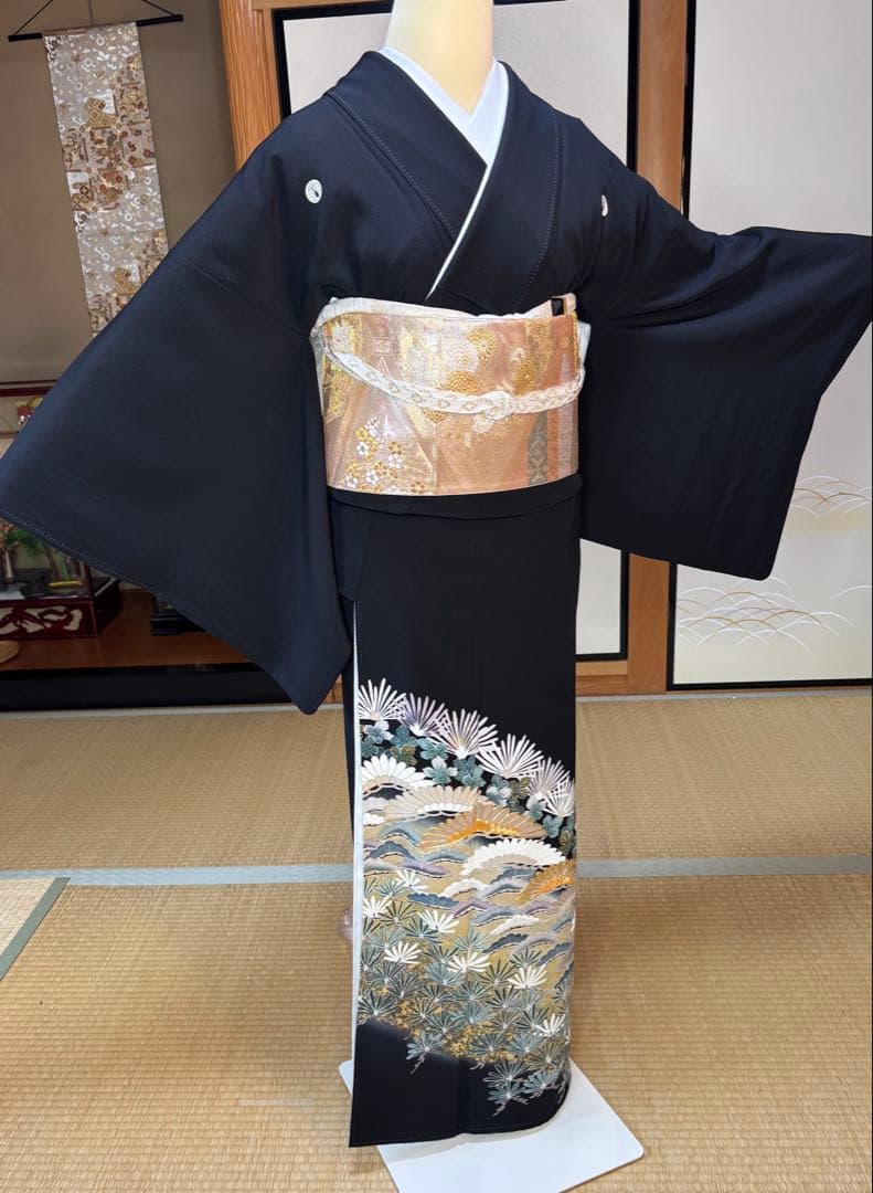 正絹豪華作家物留袖６点フルセット 留袖　袋帯　帯締め帯揚げ　長襦袢　末広