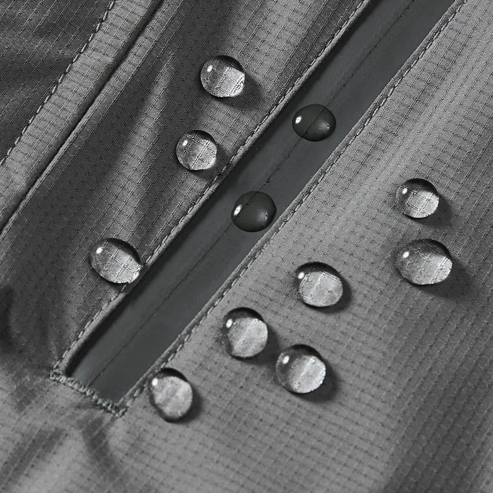 ワークマン　イナレム防水防寒ツナギ　Lサイズ