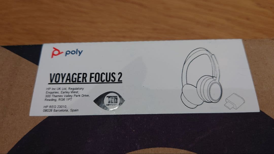 Poly Voyager Focus 2 ワイヤレスヘッドホン