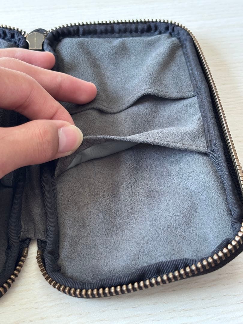 &Liebe ジップペンケース 旧型 廃盤