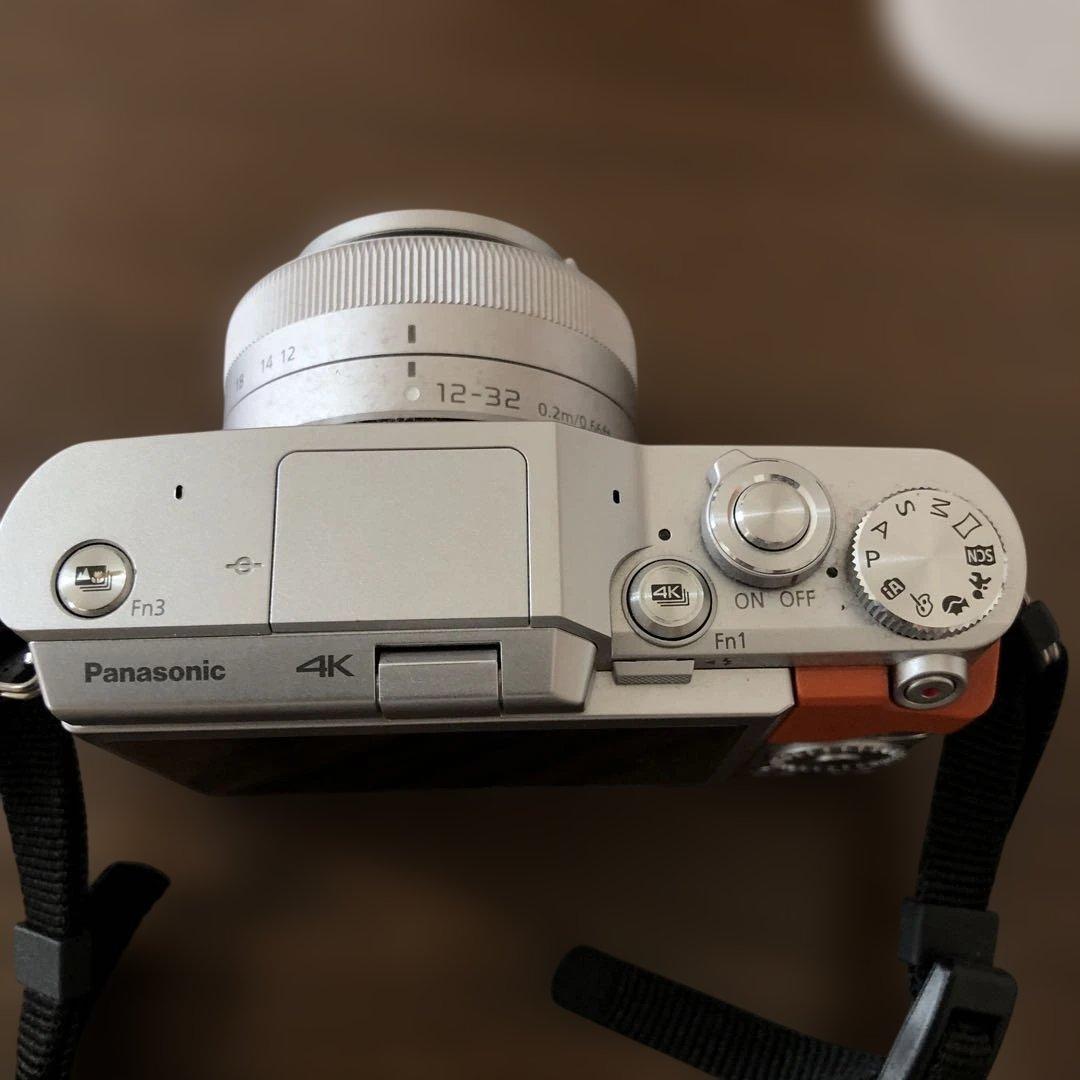 【即使用可能】LUMIX DC-GF9 ダブルレンズキット 64GBのSD付き