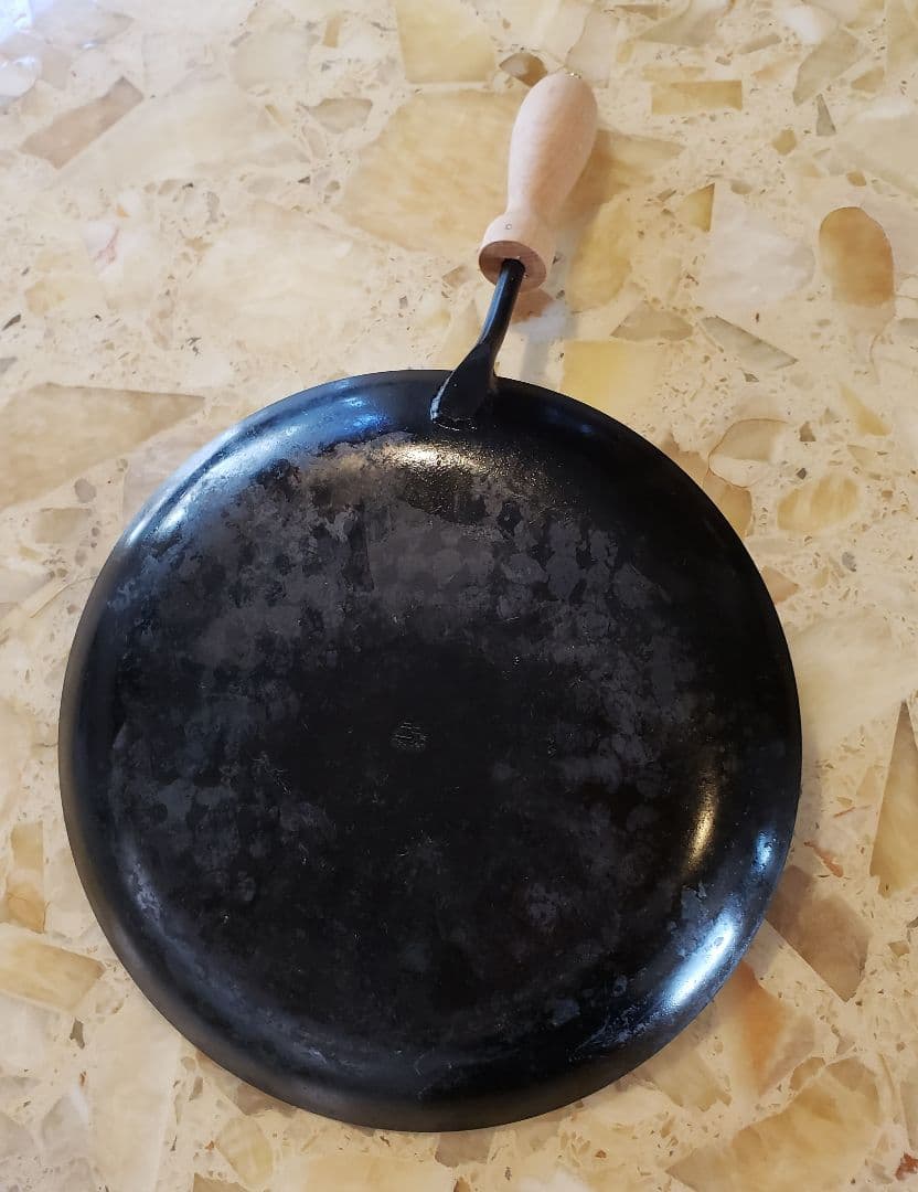 最終価格※タキビズム※鉄製フライパン 木製ハンドル　美品♪