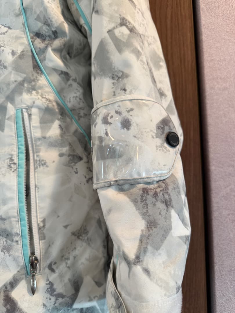 デサント　レディーススキーウェア　上下セット