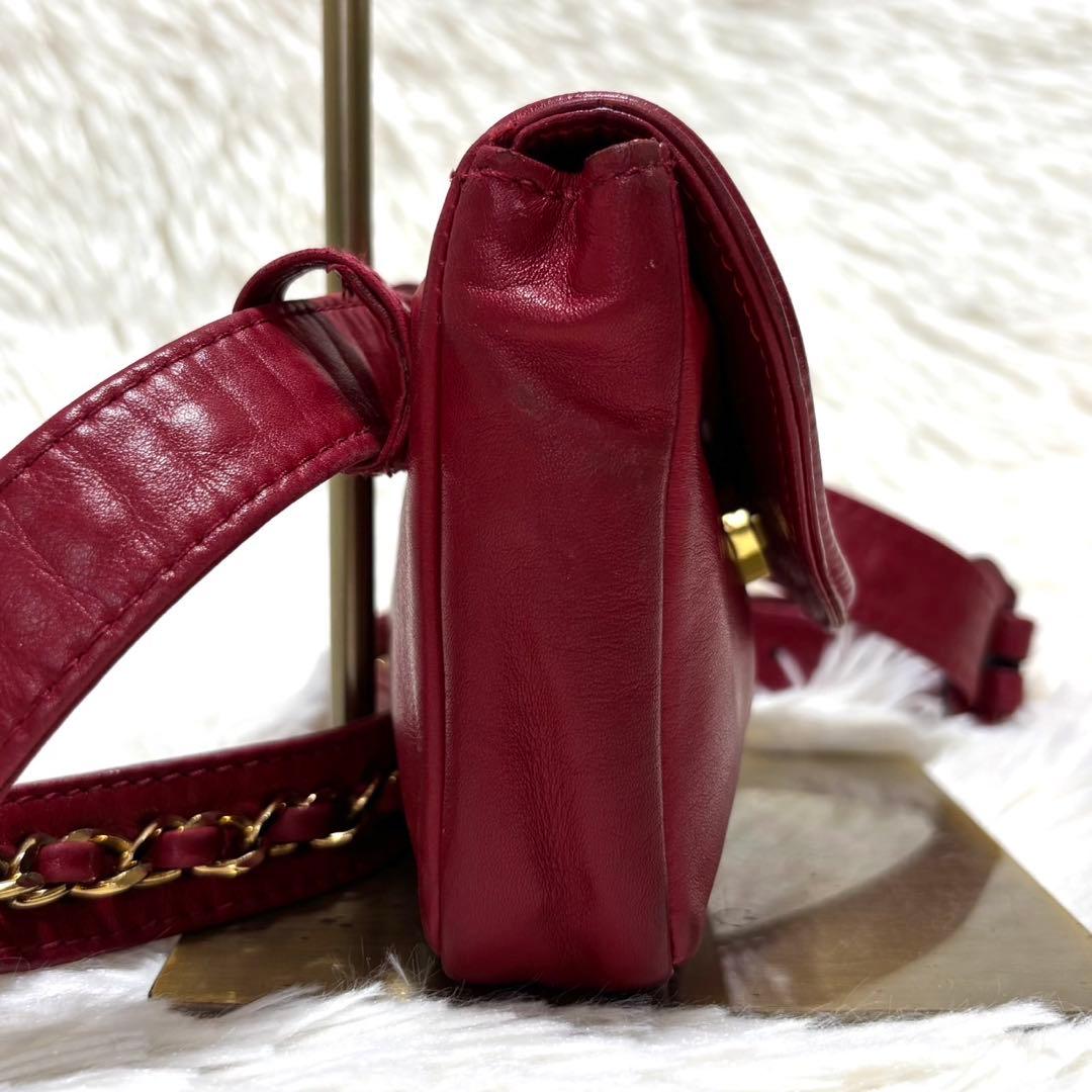 【美品・鑑定済み】CHANEL ウエストポーチ　ココマーク　チェーン　レッド