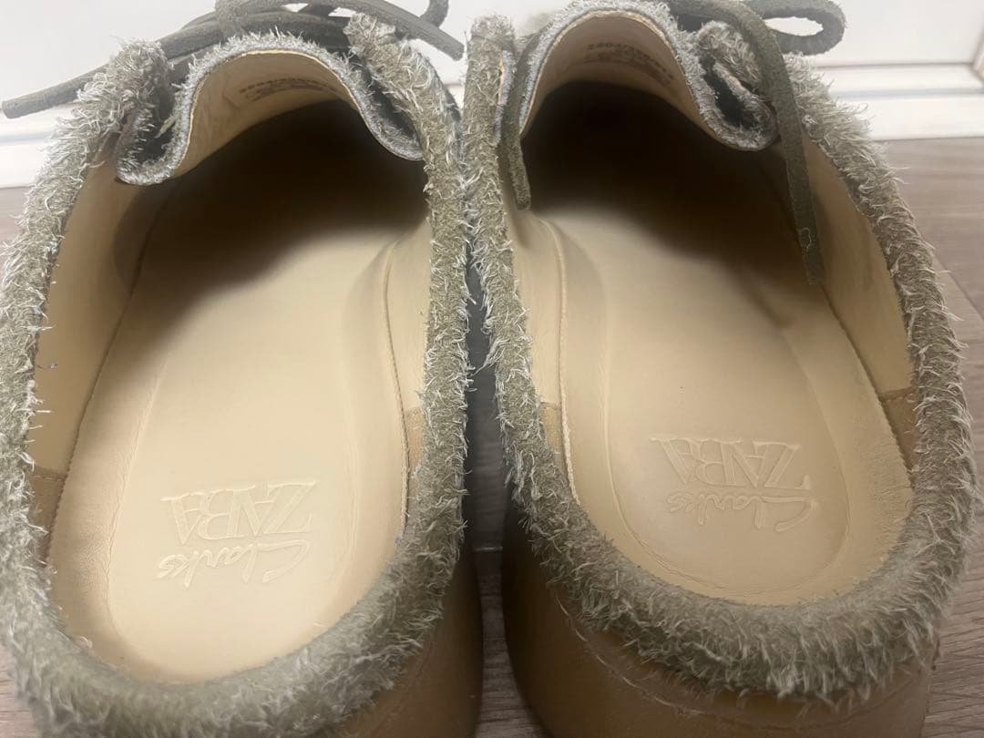 CLARKS × ZARA レザーミュール