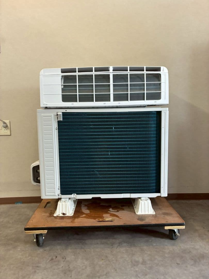 2099 ハイセンス【HA-S40C2E8】2020年製 14畳 エアコン 中古