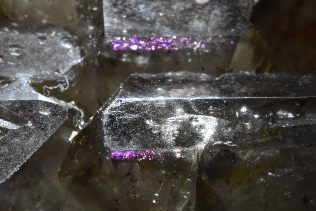 インド タミル・ナードゥ カルール産 ピンクファイヤークォーツ ジャガレータイプ