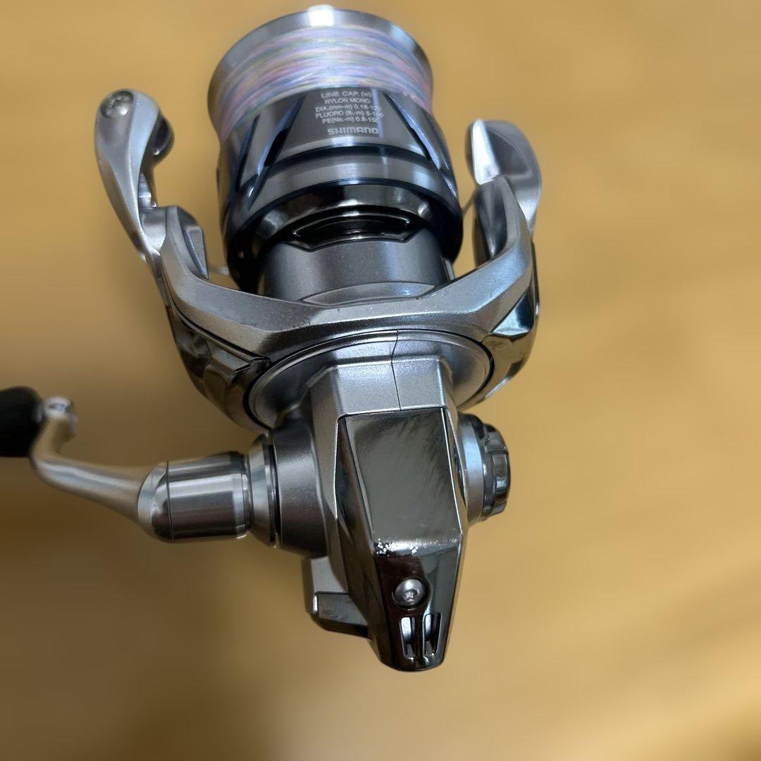 23 ストラディック　C2500SXG リールスタンド(ストラディックカラー)