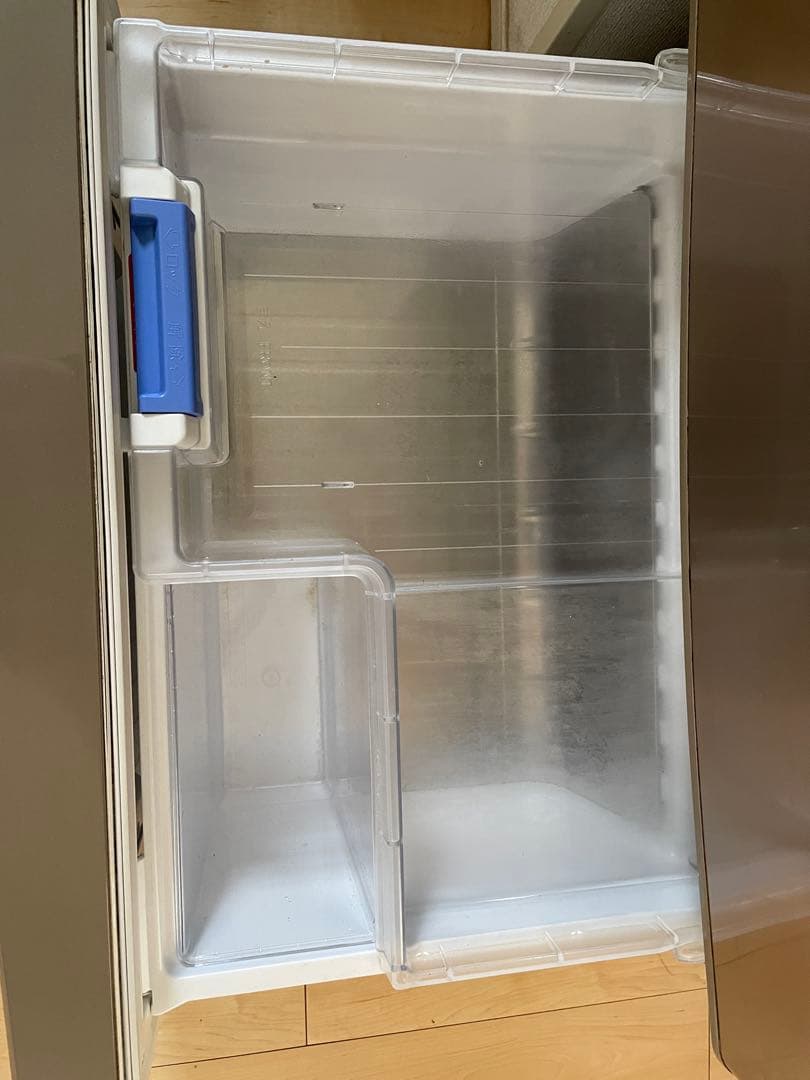かなちん　冷蔵庫　SHARP