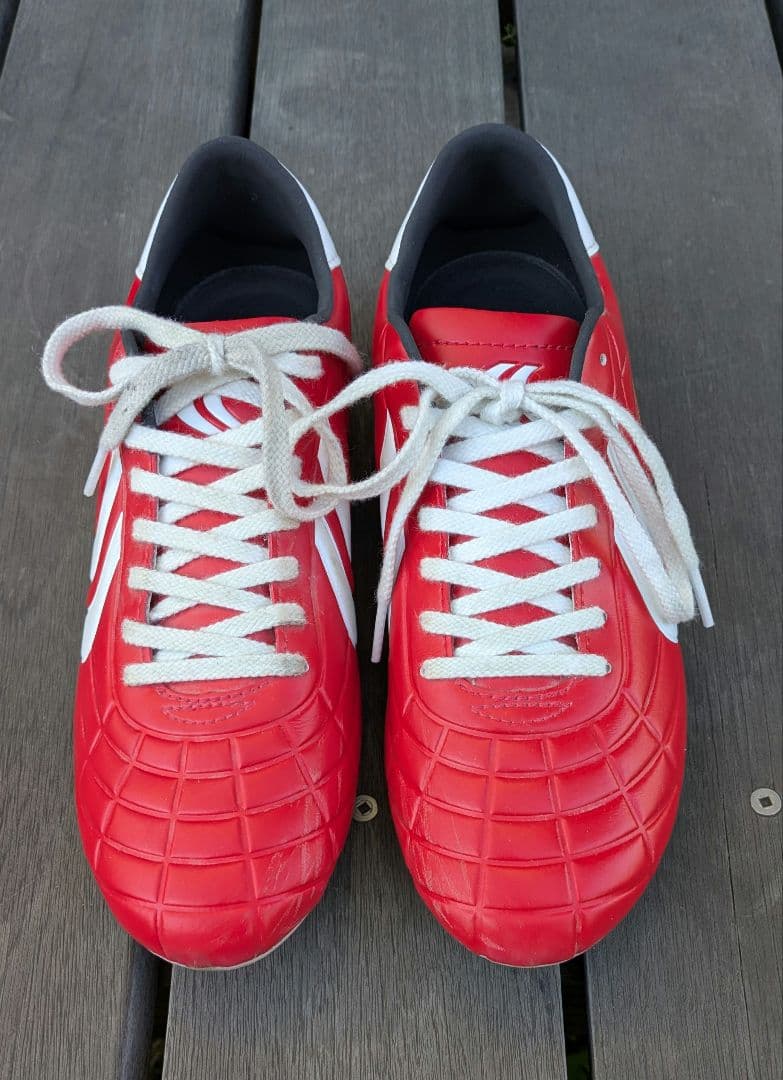 ヤスダ　サッカースパイク　25.5cm