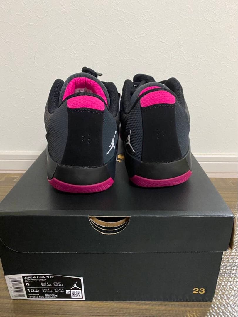 けーご　luka77 Jordan バスケットボールシューズ 黒/ピンク