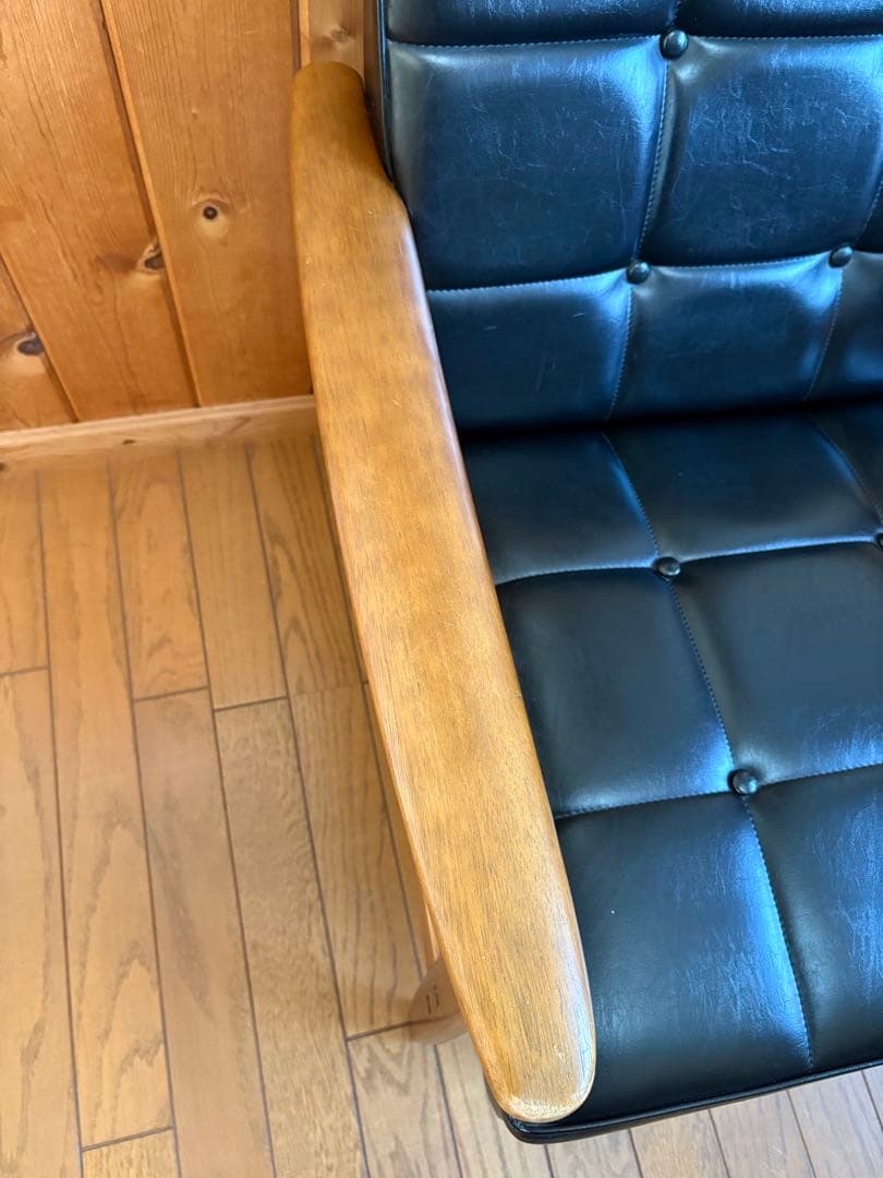 liyeye【カリモク】Kチェア ①