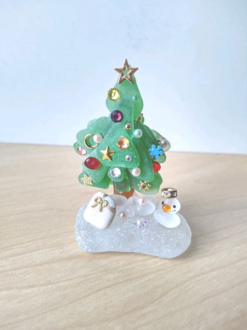 シーグラスアート　ミニ立体アート　クリスマスツリー　フィギュア　ミニチュア