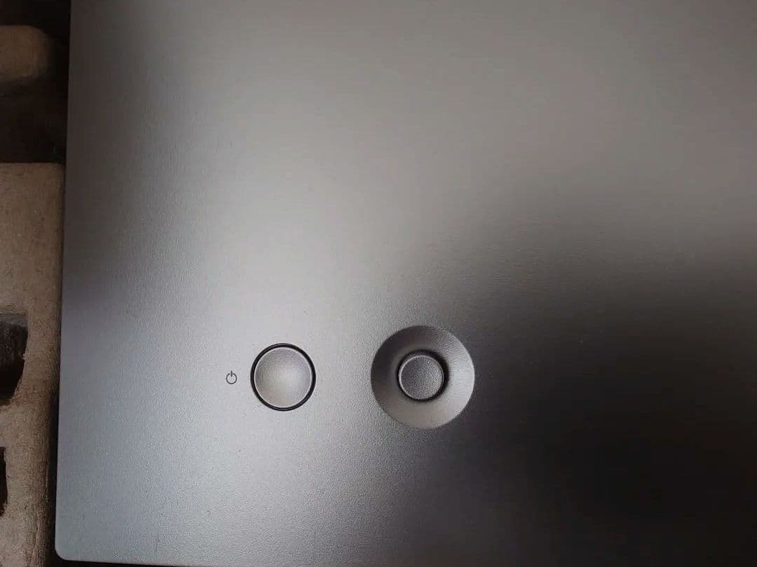 DELL U2723QE 27インチ 4Kハブモニター