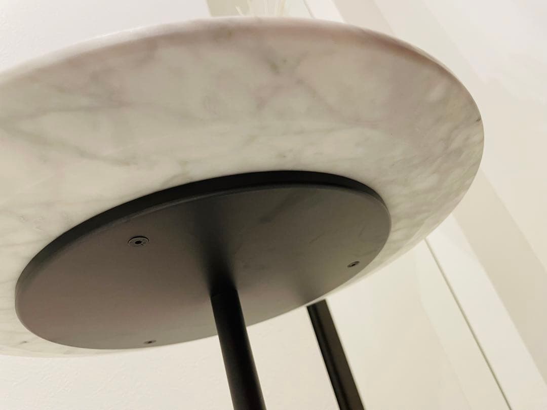 カッシーナ　NOVE 大理石 サイドテーブル