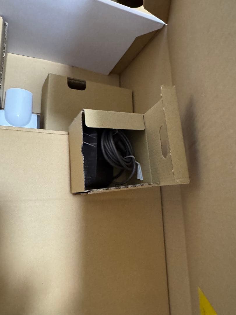 Dyson v11 absolute 本体とアタッチメント