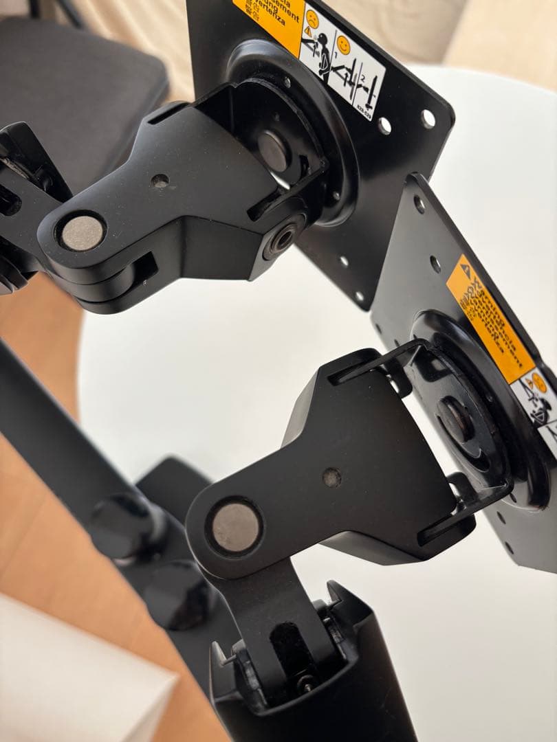 Amazon Basic モニターアーム デュアル-ディスプレイ